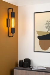 Calixt 50cm Svart vegglampe Fra Lucide - Ved å koble den til en veggdimmer får du den perfekte stemningsbelysningen når som helst.