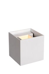 Xio 10cm Hvit vegglampe Fra Lucide - Du kan velge at strålen skal skinne jevnt opp/ned, bare opp eller kun ned, eller ha en smalere stråle opp/ned og på den andre siden en bredere stråle.
