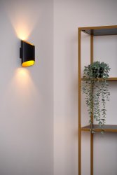 Diletta 18cm Svart vegglampe Fra Lucide - Med kompakte mål på 16 x 8 x 18 centimeter og en ultralett design, bidrar den til en tidløs karakter i ethvert rom.
