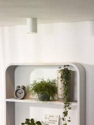 Bentoo-Led Hvit spotlight Fra Lucide - Med en h&oslash;yde p&aring; 11 centimeter og en diameter p&aring; 8 centimeter er den stilige, hvite aluminiumsdesignen perfekt for moderne stuer, kj&oslash;kken, haller eller til og med soverom.