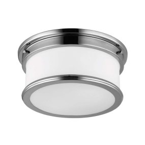 Payne Ø32 Krom baderomslampe Fra Elstead Lighting - Med en IP44-klassifisering er lampen beskyttet mot fuktighet og vannsprut, noe som gjør den ideell for plassering på badet for stilig og praktisk belysning.