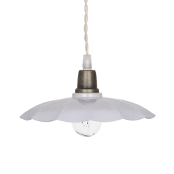 Gustav Ø20 Grå vinduslampe Fra Strömshaga - En elegant taklampe som er liten og s&oslash;t og passer fint b&aring;de over kj&oslash;kkenbordet, i et vindu eller p&aring; soverommet.