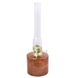 Kerosene lamp elvira big Brun Fra Strömshaga - Lampen er laget av 50-60 % resirkulert glass og passer med veke artikkelnummer 116210 og brennere med artikkelnummer 139420G eller 121810G.