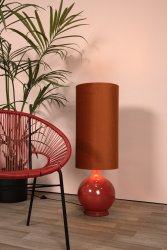 Esterad Oransje gulvlampe Fra Lucide - Denne runde gulvlampen med en sfærisk base vil umiddelbart få deg til å smile.