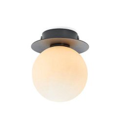Mini Ø10 Svart baderomslampe Fra Markslöjd - Denne lampen sprer et jevnt og behagelig lys, noe som gjør den ideell som stemningsbelysning eller for å fremheve bestemte områder i hjemmet ditt.