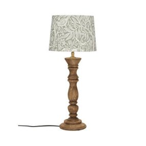 Lodge 60cm Lysegrønn bordlampe Fra PR Home - Lodge bordlampe har en klassisk stil med praktfulle former.