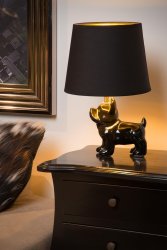 Extravaganza Sir Winston 32cm Svart bordlampe Fra Lucide - Lampens lyskilde er omgitt av en linskjerm som gir en myk og diffus lysspredning, perfekt for å skape en koselig atmosfære.