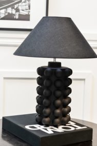 Bubbles 38cm Svart lampefot Fra Hallbergs - Bubbles er en moderne keramisk lampesokkel.