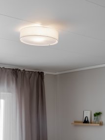 Sam Ø45 Hvit plafond Fra PR Home - Sam er et tak som ser bra ut med sin diskrete design.