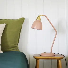 Urban 45cm Rosa Fra Superliving - Med Urban får du en lampe som ikke bare lyser opp rommet ditt, men også; innredningen din!