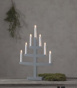 Trapp Grå Fra Star Trading - Plasser lysestaken for eksempel i vinduet for &aring; skape en koselig adventsstemning i hjemmet.