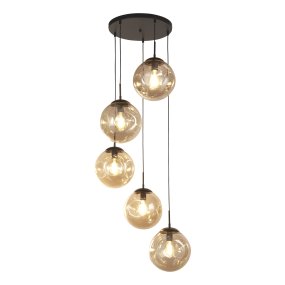 Punch Ø60 Champagne Taklampe Fra Searchlight - Punch er en stilig taklampe med 5 glassskjermer i champagnefarge som skaper en varm atmosfære i rommet.