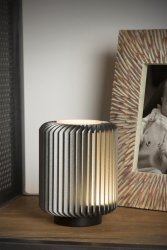 Turbin 14cm Grå bordlampe Fra Lucide - Denne sjarmerende bordlampen er en moderne sylinder som er knapt 10 centimeter bred, lang og høy.