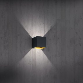 Louis 10cm Svart vegglampe Fra Trio Lighting - 