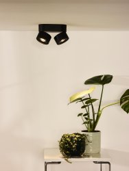 Yumiko 2 Svart spotlight Fra Lucide - Unike produktegenskaper:Med integrert dimbar LED-lyskildeUtstyrt med varmhvitt lys (2700K)Lett å koble til en dimmer (ekskl.