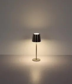 Vancouver 28cm Nikkel bærbar Fra Globo Lighting - Laget av matt nikkelmetall med en opal plastskjerm, gir den et stilig og sofistikert inntrykk.