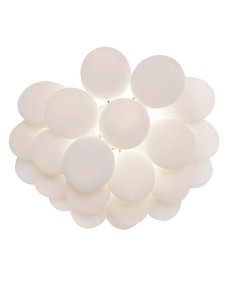 Gross Ø50 Hvit plafond Fra By Rydéns - Gross plafond er en dekorativ taklampe som best&aring;r av 20 munnbl&aring;ste glasskuler, hver med en diameter p&aring; 10 cm.