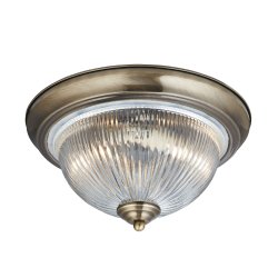 American Diner Ø30 Antikk messing baderomslampe Fra Searchlight - Robust og stilig, denne lampen kombinerer form og funksjon p&aring; en m&aring;te som hever innredningen din.