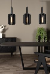 Rafal 98cm Grå Taklampe Fra Lucide - Komplett med rørlampen fra Lucide med artikkelnummer:&nbsp;49035/05/62Unike produktegenskaper:Passer for bruk med LED-lyskilderDenne lampen er svært justerbarLys for å koble til en dimmer (ekskl.