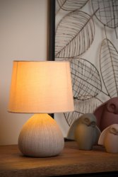 Ramzi 26cm Krem bordlampe Fra Lucide - Du kan enkelt treffe&aring; på og ved Ramzi med en effektbryter på; ledningen.