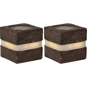 Stonecube 2-pk Grå solcellelampe Fra Star Trading - Laget av polyresin med en m&oslash;rk brungr&aring; finish som etterligner stein.
