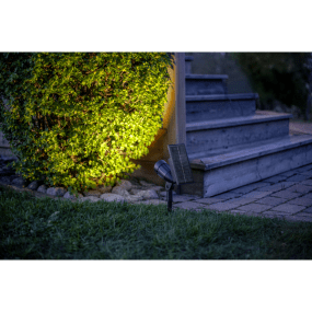 Powerspot Svart solcellelampe Fra Star Trading - Funksjonell solcellespotlight med b&aring;de varmt hvitt lys og 5 stilige farger, rosa, bl&aring;, gr&oslash;nn, gul og r&oslash;d, som velges med knappetrykk.