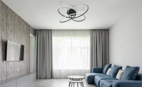 Panda Ø80 Svart plafond Fra Globo Lighting - En imponerande blickf&aring;ngare f&ouml;r ditt hem &ndash; Panda plafond drar till sig all uppm&auml;rksamhet med sin moderna och uttrycksfulla design.