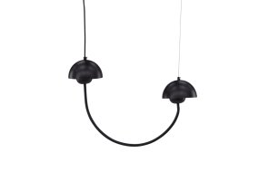 Lyckorna 55cm Svart Taklampe Fra Venture Design - Denne lampen er perfekt for de som &oslash;nsker en dekorativ, men samtidig stilig lampe med et mykt design som passer inn i de fleste rom og interi&oslash;rstiler.