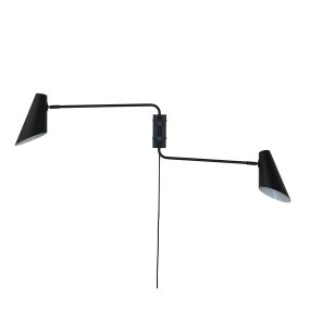 Cale 68cm Svart vegglampe Fra Dyberg Larsen - Lampens sokkel er meget stabil og robust, noe som garanterer en sikker og stilig installasjon.