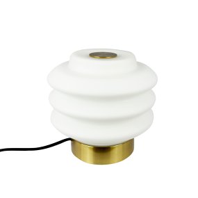 Diva 15cm Messing bordlampe Fra Dyberg Larsen - Den elegant designade Diva bordslampan i m&auml;ssing ger en sofistikerad touch till varje hem och &auml;r ett konstverk som tillf&ouml;r liv och sk&ouml;nhet till rummet.