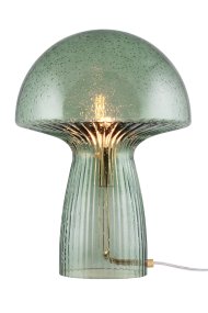 Fungo 42cm Grønn bordlampe Fra Globen Lighting - Hver lampe er munnblåst og unik, noe som betyr at variasjoner i farge, glasstykkelse og antall bobler forekommer.