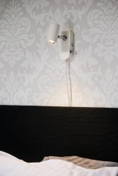 Gusto Hvit leselampe Fra Aneta Lighting - Gusto leveres med varmhvit LED lyskilde på; 5W og gir hele 400 lumen.