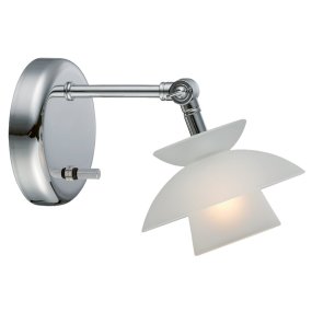 Dallas Krom leselampe Fra Halo Design - P&aring; på veggbraketten sitter strømbryteren med innebygd dimmer som gir deg full kontroll over lysstyrken.