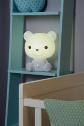 Dodo Bear Hvit barnelampe Fra Lucide - Denne bordlampen med dyremotiv, med det koselige navnet Dodo, vil gi barna dine søte drømmer.