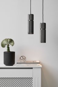 Halo Ø7 Mørk grå Taklampe Fra Halo Design - Halo er en stilig og moderne takpendel med minimalistisk design som passer perfekt i det trendy hjemmet.