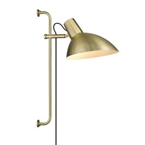 Metropole Ø24 Antikk messing vegglampe Fra Halo Design - Metropole-serien er en komplett og funksjonell familie av lamper med en s&aelig;regen og industriell stil.