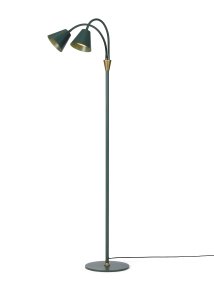 Hygge 2 Grønn gulvlampe Fra Halo Design - Hygge er en stilig gulvlampe som kombinerer skandinavisk minimalisme med et tidløst design.