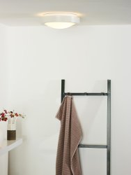 Fresh Ø27 Hvit baderomslampe Fra Lucide - Unike produktegenskaperPasser for bruk med LED-lyskildeLett å koble til en dimmer (ekskl.
