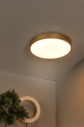 Unar Ø40 Gull plafond Fra Lucide - Med sin runde metallramme og et matt deksel over den integrerte LED-lyskilden passer denne taklampen inn i alle interi&oslash;rer og rom.