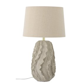 Natika 64cm Beige Fra Bloomingville - Lampefoten er h&aring;ndlaget i terrakotta og designet med inspirasjon fra sj&oslash;koraller, malt i en lys, naturlig tone som gir en myk og organisk f&oslash;lelse.