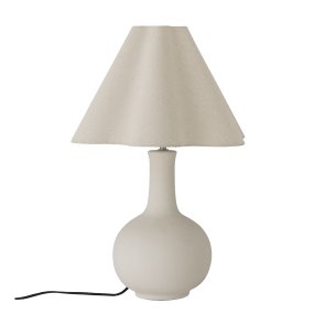 Heide 60cm Naturhvit Fra Bloomingville - Den runde basen i kombinasjon med den mykt buede skjermen skaper et balansert og moderne uttrykk som passer perfekt inn i minimalistiske og skandinavisk-inspirerte hjem.
