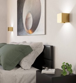 Valmontone 10cm Børstet messing vegglampe Fra Eglo - Den er både dekorativ og funksjonell, noe som gjør at den passer inn i mange forskjellige interiørstiler.