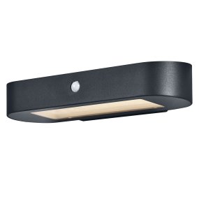 Oval Sensor 3000K Mørk grå solcellelampe Fra Ledvance - Laget av rustfritt st&aring;l og med IP44-klassifisering, er den b&aring;de v&aelig;rbestandig og robust.