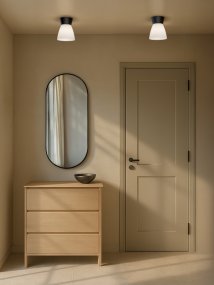 Bizzo Ø17 Matt svart/opal plafond Fra Belid - Godkjent for bad, men passer inn i de fleste rom i hjemmet ditt.