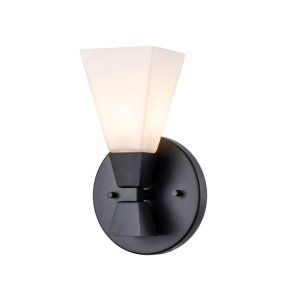 Bowtie 15cm Svart baderomslampe Fra Elstead Lighting - Denne stilige armaturen er laget av stål med en opalglassskjerm, og gir et sofistikert utseende.