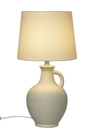 Athena 58cm Naturlig hvit bordlampe Fra Aneta Lighting - Med en buet keramisk base i form av en antikk mugge, gir den et rustikk preg til hjemmet ditt.