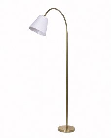Uno Antikk messing gulvlampe Fra Lampan - Den hvite linskjermen sprer et mykt og behagelig lys og er perfekt som leselampe ved sofaen eller som stemningsbelysning p&aring; soverommet.