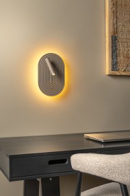 Carmino Beige leselampe Fra Lucide - Carmino er en dekorativ vegglampe i en myk beige skjerm som kombinerer funksjon og design.