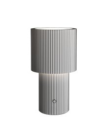 Iluma 22cm Sølv bærbar Fra Herstal - Iluma har integrert LED med et varmt hvitt lys på 2700K og en lysstrøm på 60 lumen.