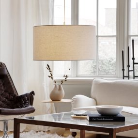 Soft Ø60 Hvit/sand Fra Belid - Soft pendellampe er en stilig lampe med en mykt avrundet form som skaper et varmt og behagelig lys.